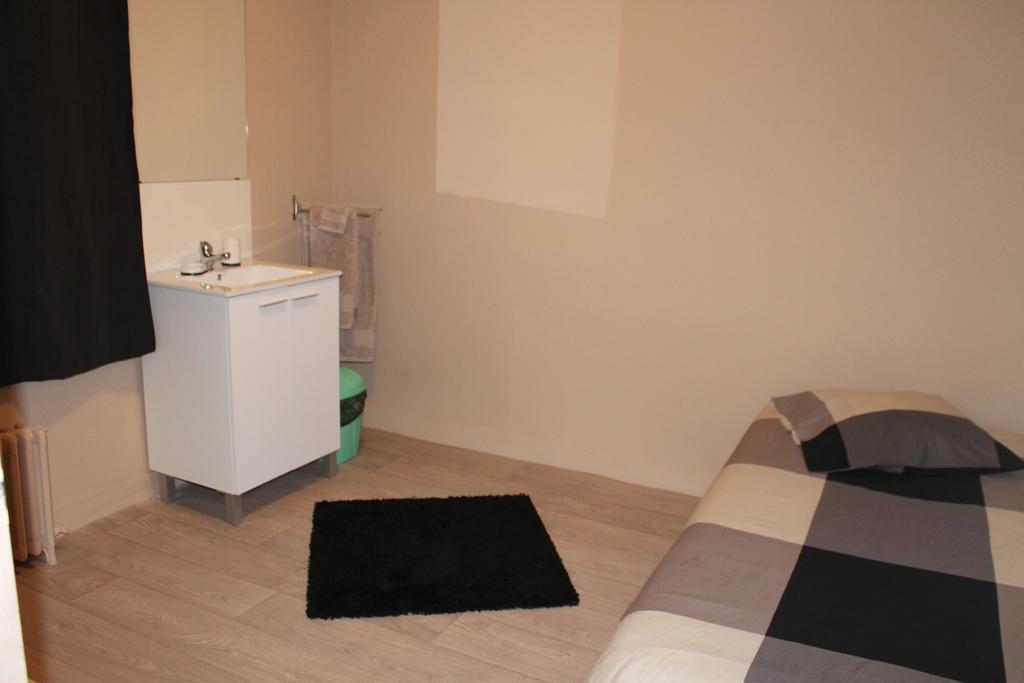 Hotel Le Bellevue Lisieux Zimmer foto